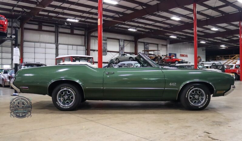 
								1970 Oldsmobile 442 full									